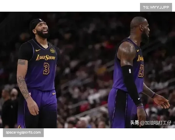 湖人五连胜凸显三巨头合力，快船阵容老化问题凸显