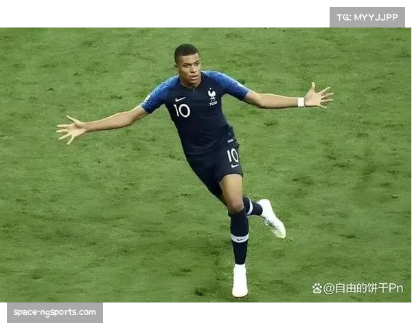 从青训到金靴：姆巴佩的皇马成长之路与纪录突破